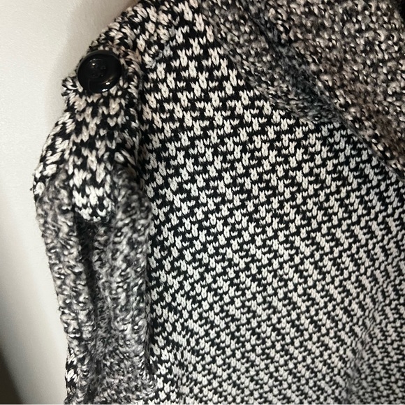 Forever 21 sweater dress - Picture 4 of 5